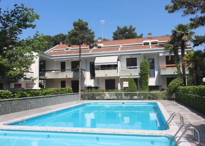 Relaxing With Fenced Garden Villa Lignano Sabbiadoro