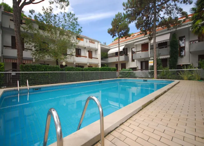 Βίλα Relaxing With Fenced Garden